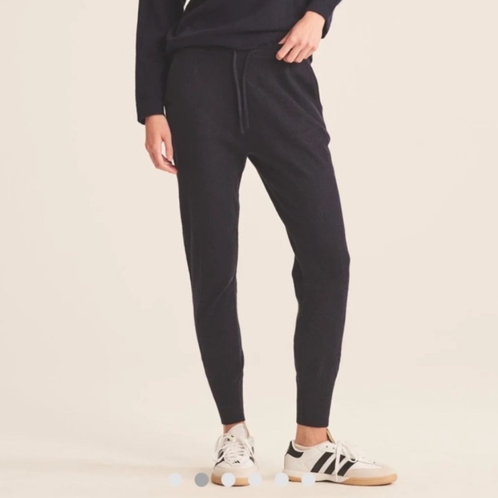 NWT NAADAM Signature Cashmere Jogger Black 100% Cashmere Size Large